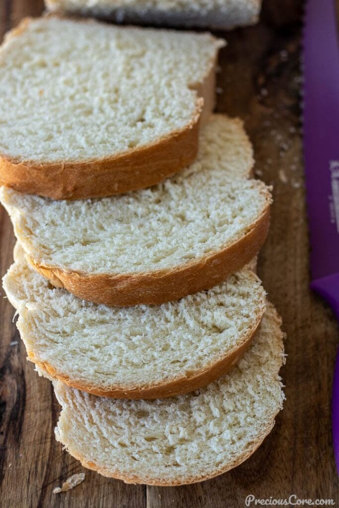 Easy Homemade Bread - Basic bread recipe for beginners (+ VIDEO!)