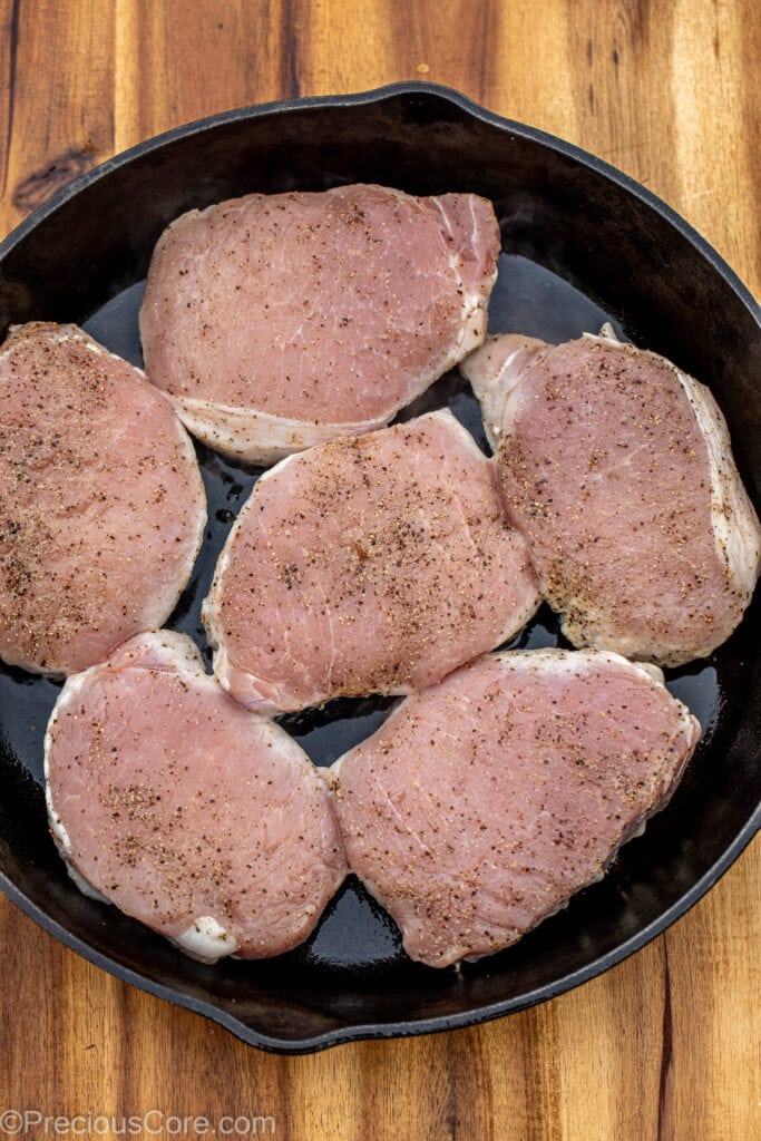 pan-seared-boneless-pork-chops-precious-core