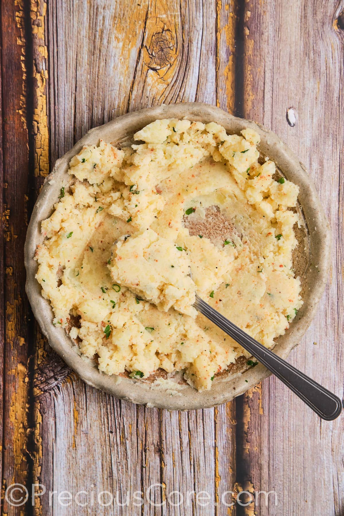 Mashed potatoes with seasoning added in.