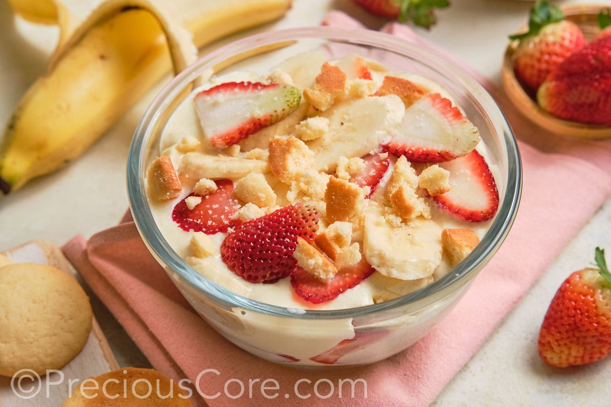 A bowl of strawberry banana pudding.