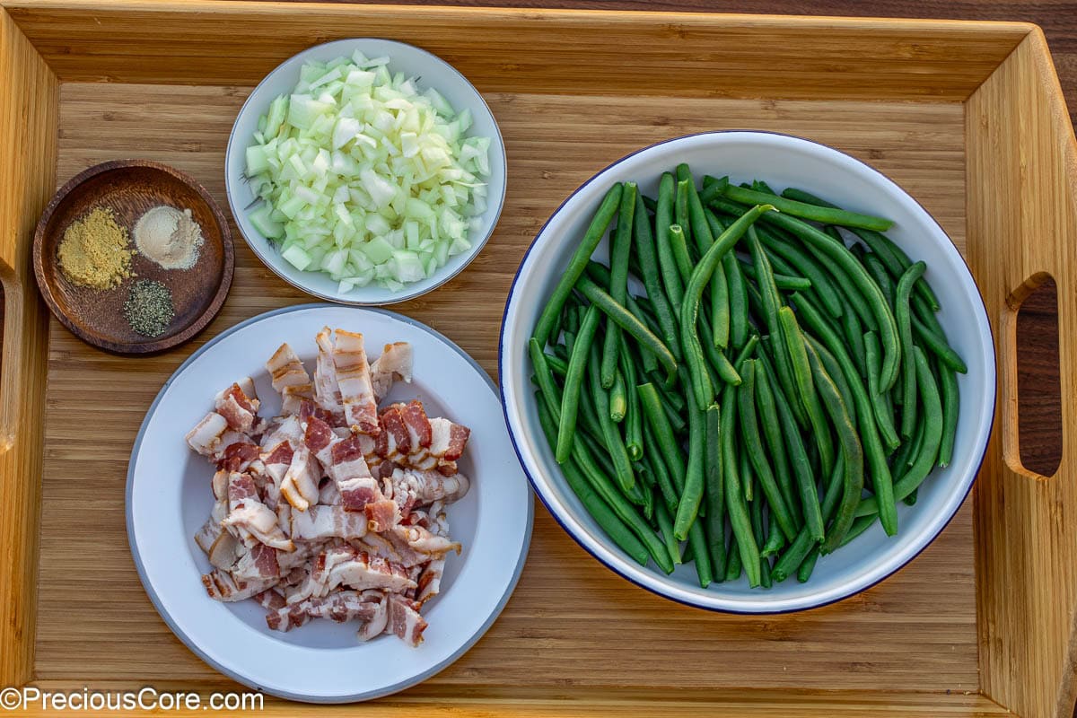 Ingredients for green beans with bacon.